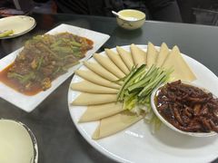 -小四川美食馆(幸福路店)