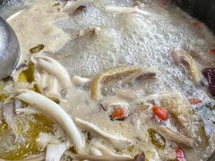 -南渝食府.墨脱石锅松茸鸡
