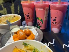 -W COLLECTIVE  DESSERT SHOP