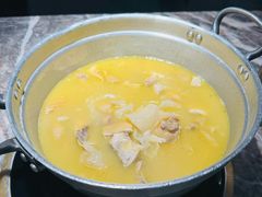 -禄婶鸡煲·打边炉