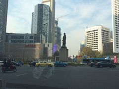 新街口雕像-南京金陵饭店