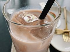 冷巧克力-UNI UNI(环亚凯瑟琳店)