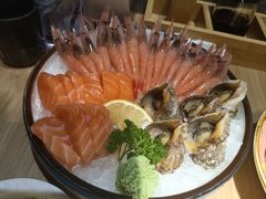 -枝魯枝魯自助料理