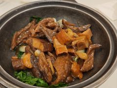 蒜子火腩刺参煲-凯悦大酒楼