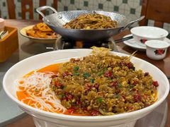 -堂瓦里·33年传统赣菜(第一街区店)