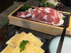 -湊湊火锅·茶憩(新中关购物中心店)