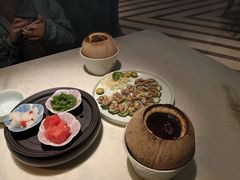 椰子炖乌鸡-荷庭·精致湘菜(华强北九方店)