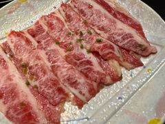-山川小町·极番烧肉(新地假日广场店)