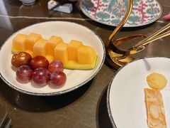 -海派悦庭·海胆烧麦·新融合菜(凯德广场店)