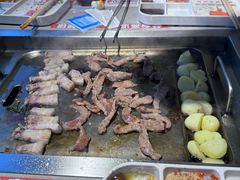 -赞酱川式烤肉(蜀都万达店)