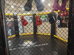 -思迈威健身(积玉桥万达店)