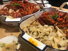 -聚汇三少·龙虾·中餐厅(莫邪路新天地店)