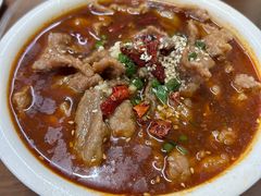 -胡子饮食店