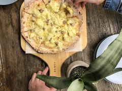 -Gather pizza