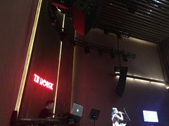 -TZ House音乐现场(来福士中心店)