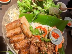 -大头虾越式风味餐厅(光明广场店)