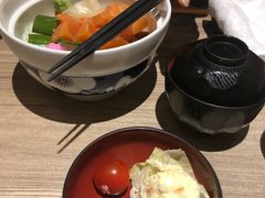 -小山日本料理(兴业太古汇店)