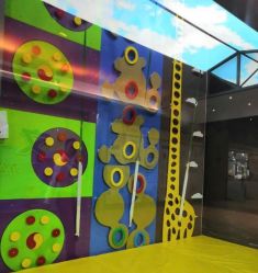 -蹦贝运动中心·蹦床·攀岩·闯关(龙岗店)