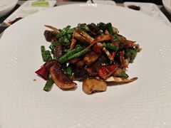 -凤凰园烤鸭店·唐山菜·传承花椒肉(老唐丰路店)