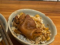 -红猪卤肉饭(大西洋美食城店)