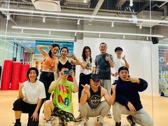 -乐刻运动健身(蓝润摩里中心店)