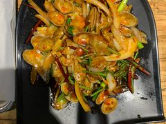 -江城老胖串店·海鲜·小龙虾(世光路店)