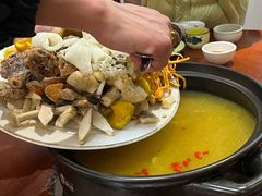 -菌之家·专业纯野生菌火锅·特色炒菌