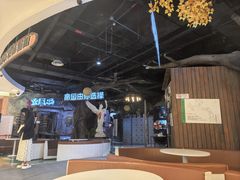 -暴风岛沉浸式体验馆(百联世纪店)