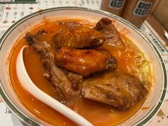 番茄浓汤鸡翅猪扒面-华嫂冰室(尖沙咀店)