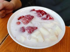 莓椰芋泥厚乳-鲜芋仙(北京通州领展广场)