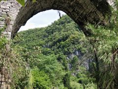 -高荡千年布依古寨旅游景区