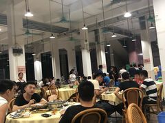 大堂-标记美食新鲜猪杂(兴南大道店)