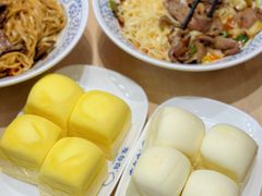 -李与白包子铺(桐梓林店)