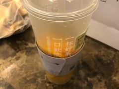 霸气橙子-奈雪的茶(南山大冲一期店)