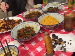 -荆九爷爆炒桥头三嫩(云南北路店)
