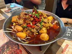 招牌酱香芋儿鸡-石灰石烧鸡公(南通万象城店)