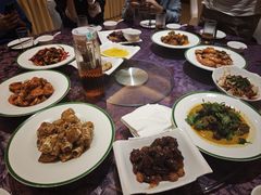 -沁香庭中餐厅·川粤菜(重庆高新假日酒店)