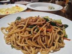 -娜仁图雅蒙古美食村(33小镇店)
