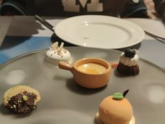 -青岛香格里拉·鱼跃地中海西餐厅