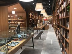 -百新书局(尚悦湾店)
