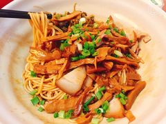 -佬钱湾仔(衣裳街店)