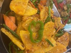 -鹤乡东北菜(崮山路店)