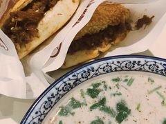 羊肉汤（多肉）-穆得·老周家牛肉烧饼(普利街店)