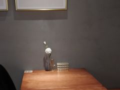 -POKEE VIA&Brunch·维娅(重庆来福士店)