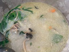 -姚记抚仙湖石锅鱼庄