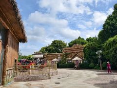 -七彩云南欢乐世界