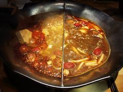 台式麻辣锅-湊湊火锅·茶憩(杭州湖滨银泰in77店)