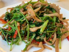 香菜炒羊肚-那达慕蒙古风味酒楼