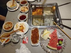 -海底捞火锅(新松江路生日主题店)