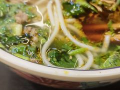 -云阿蛮云南生烫牛肉米线(奉贤路店)